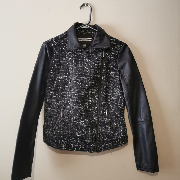 Dynamite Casual Jacket - Picture 2 of 9